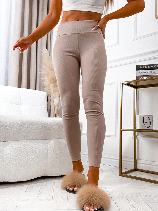 Le legging côtelé pour femme cappuccino Bolf 020